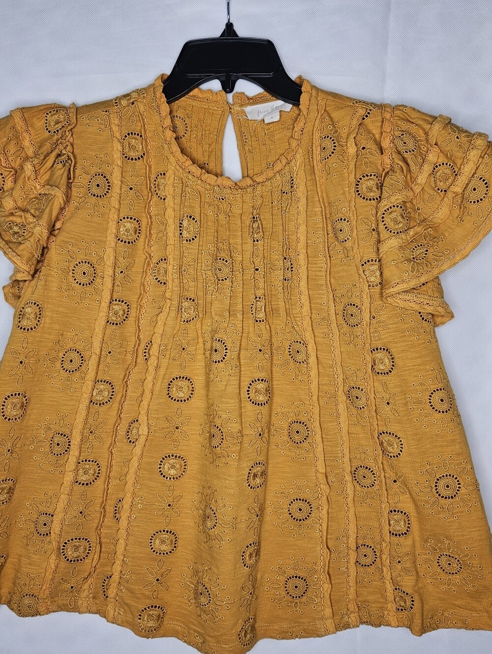 ANTHROPOLOGY FOREVER THAT GIRL FLATTER SLEEVE EYELET EMBROIDERED COTTON TOP SZ S